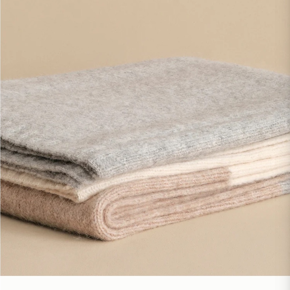 Jenni Kayne NWT Alpaca Colorblock Oatmeal Stripe Throw